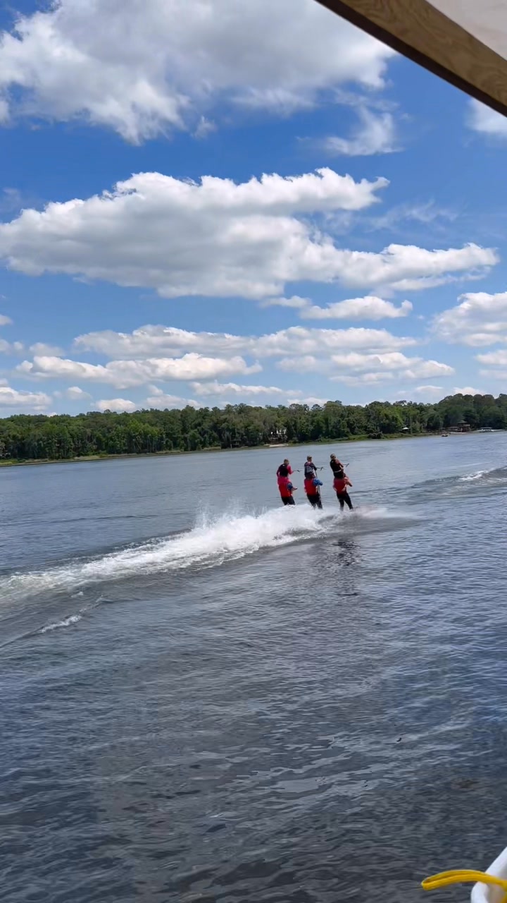 Gatorland Water Ski Show Team